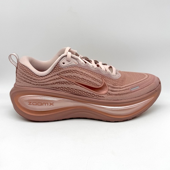 Nike Womens Vomero 18 Plus Particle Pink Shoes Sz 9.5 New Running HV8154-601 - Picture 1 of 10